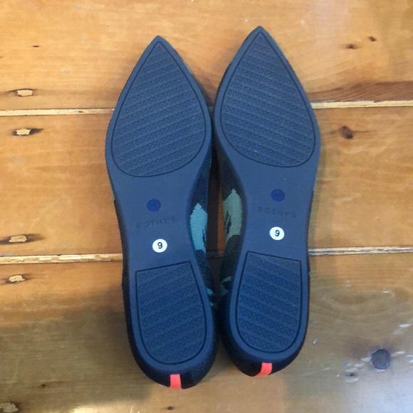 Rothy’s Olive Green Camouflage Points Size 9 - Picture 3 of 5